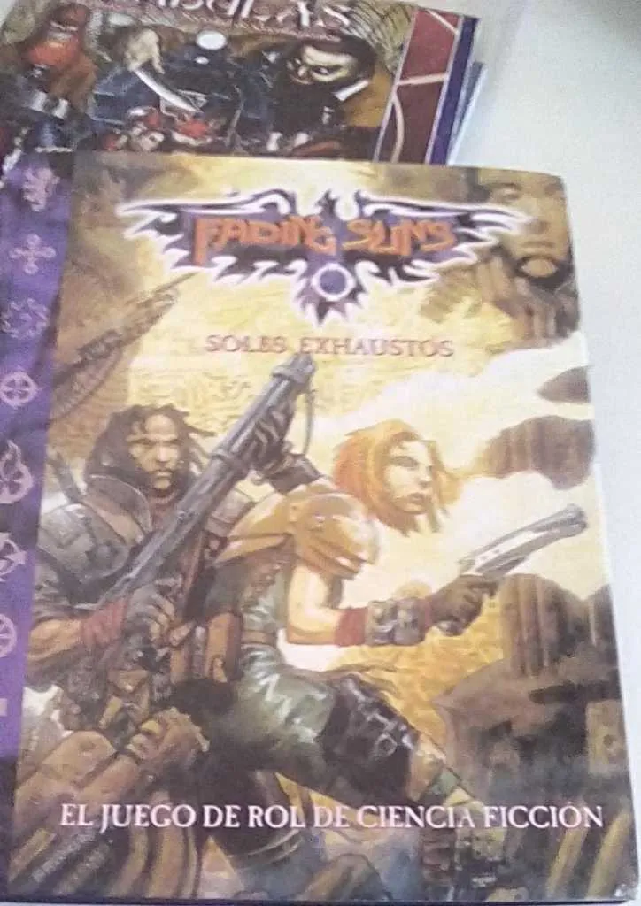 Fading Suns (Soles Exhaustos)