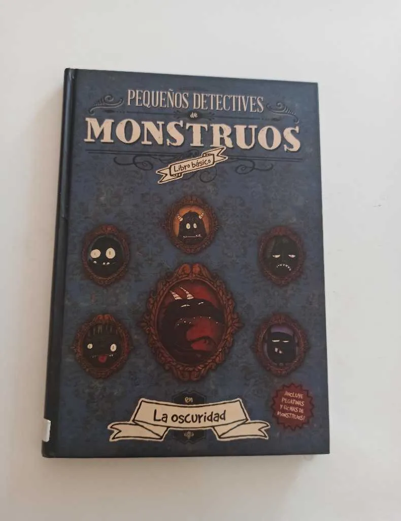 Pequeños Detectives de Monstruos: Libro Básico - En la Oscuridad